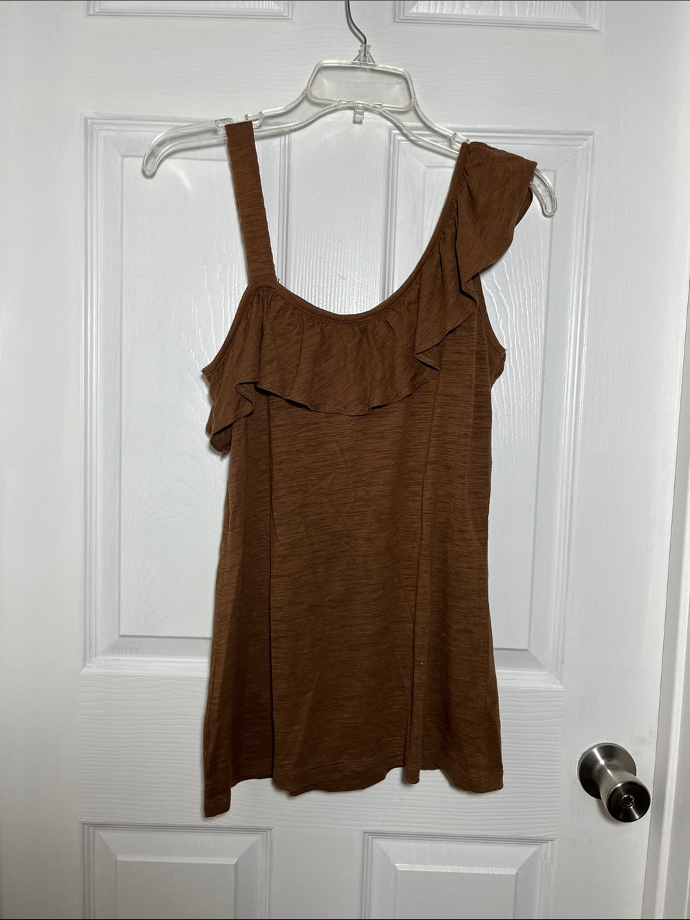 Bay Studio Brown Ruffle One-Shoulder Tank - Picture 3 of 3